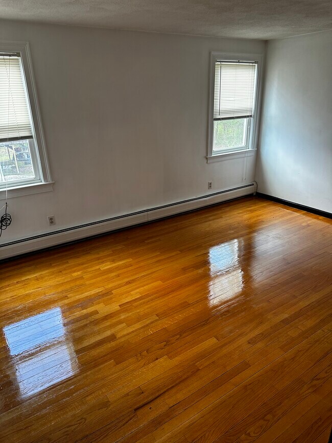 Building Photo - 1193 Boylston St