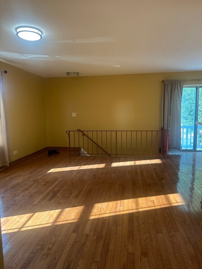 Building Photo - 1284 Prairie Ave