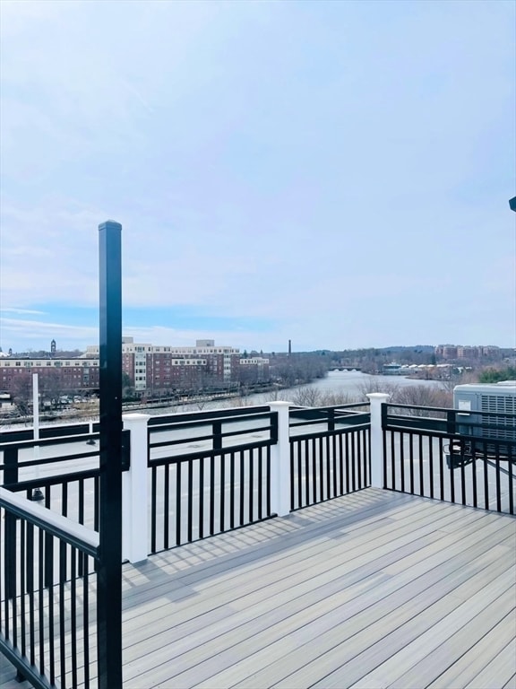 Building Photo - 99 Moody St