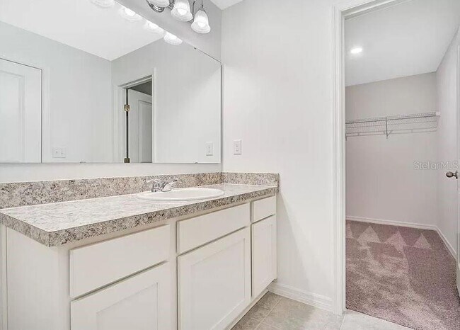 Building Photo - 509 Madison Dr