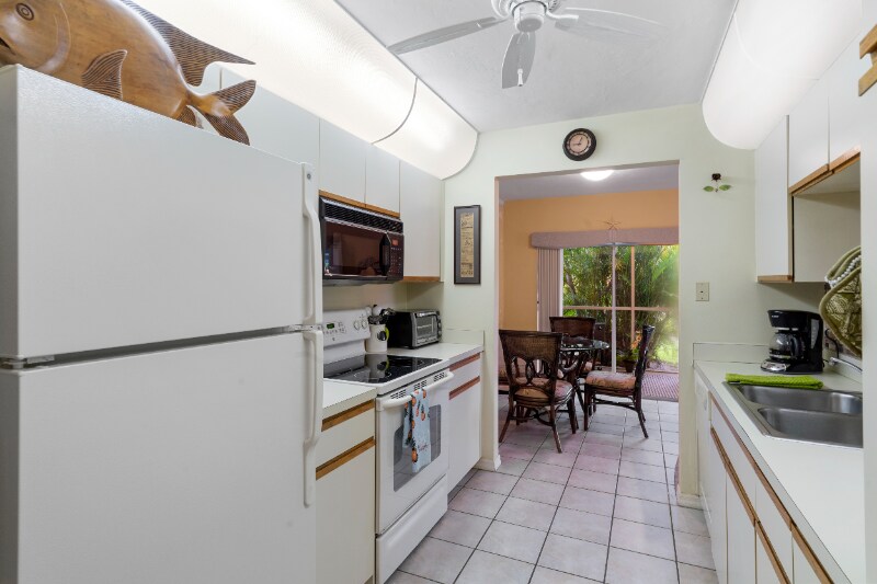 Building Photo - 2145 Tama Cir