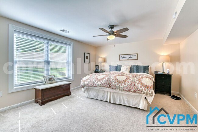 Building Photo - 13017 Weiss Dr