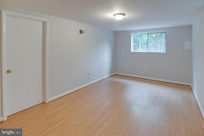 Building Photo - 12026 Waples Mill Rd