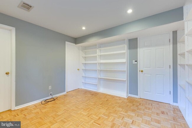 Building Photo - 857 Cherry Hill Rd