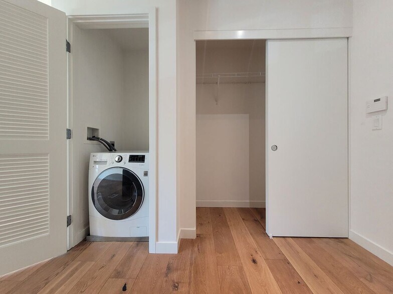 Building Photo - 11 Franklin St