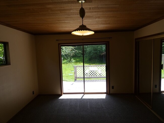 Building Photo - 71- Sagahlie Trail - West End Country Living