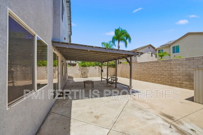 Building Photo - 7167 Elsa Ct