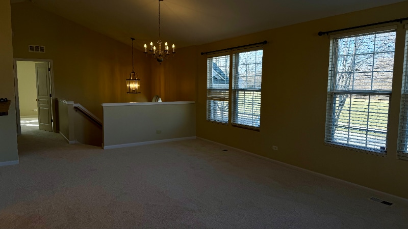 Building Photo - 611 Conservatory Ln