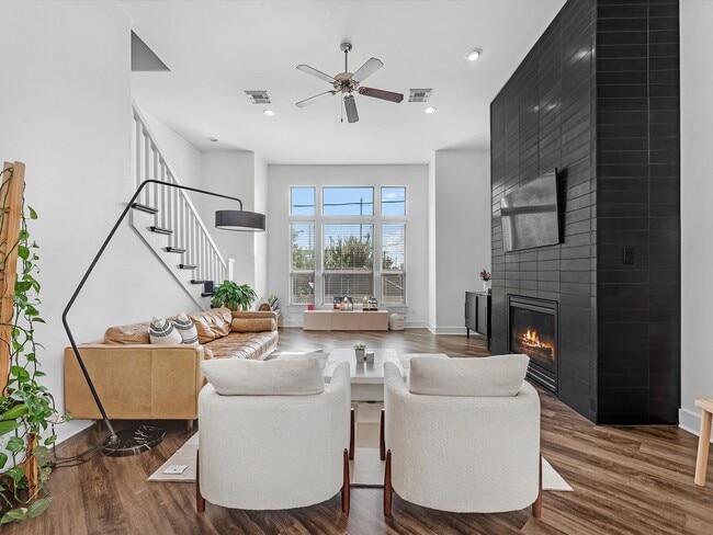 Building Photo - 3421 Gillespie St