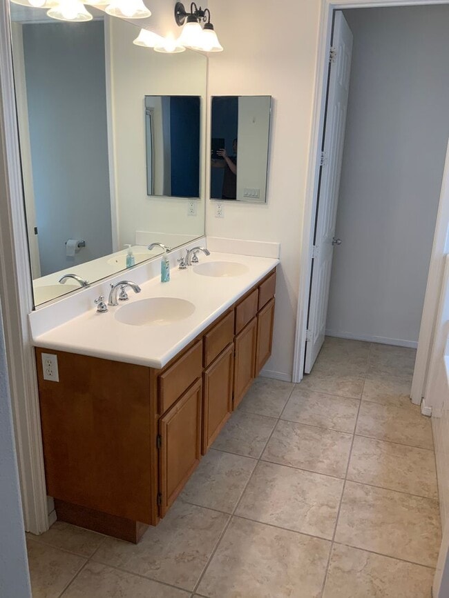 Building Photo - 4bd/3ba Hemet Home - Gazebo Ln