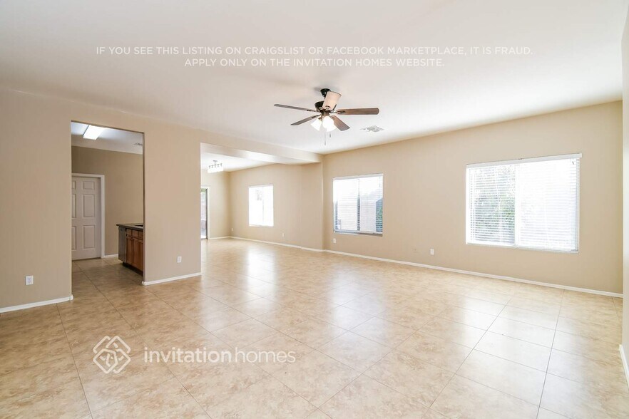 Building Photo - 806 E Tortoise Trail