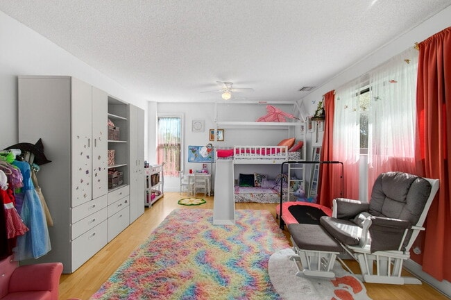 Building Photo - 22380 Pineapple Walk Dr