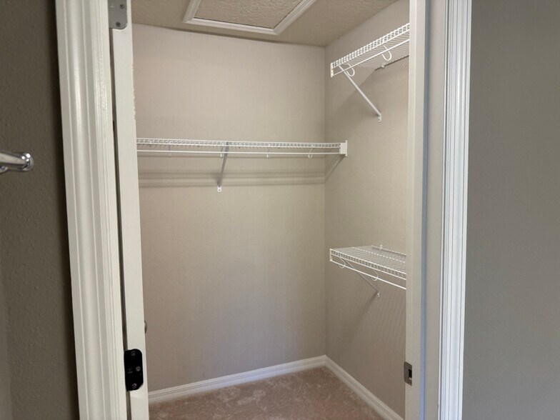 Building Photo - 6977 Heatherton Ct