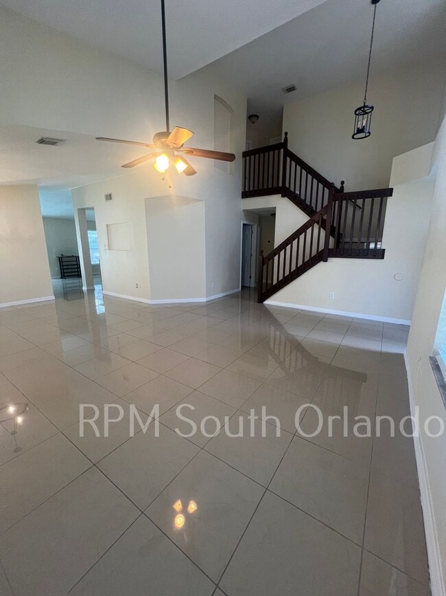 Building Photo - Beautiful 4 Bedroom 2.5 Bath Home with Hea...