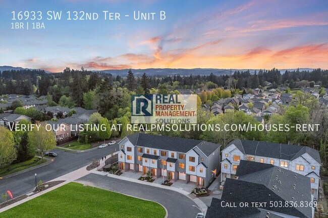 Building Photo - 16933 SW 132nd Terrace