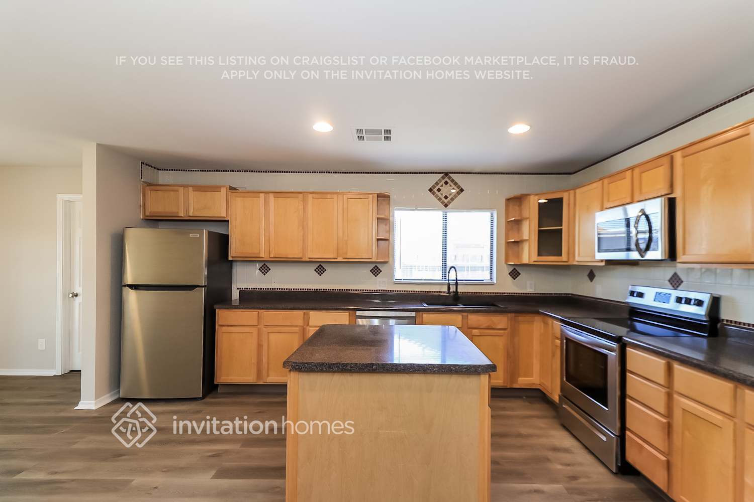 Building Photo - 7115 W Carol Ave