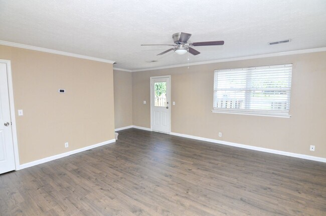 Building Photo - 2962 Baby Ruth Ln
