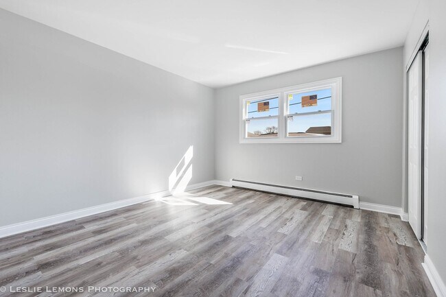 Building Photo - 7653 Roberts Rd