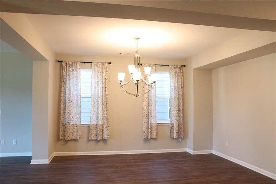 Building Photo - 4376 Waxwing St