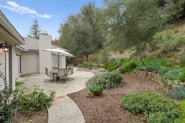 Building Photo - 10204 Lake Meadow Ln