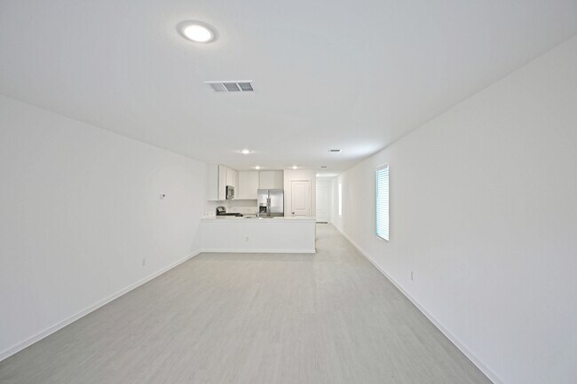 Building Photo - 298 Tahoe Ave