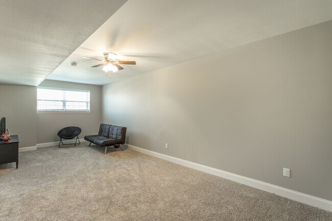 Building Photo - Beautiful Soddy Daisy Home!