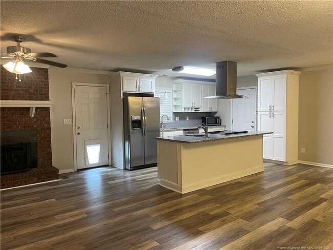 Building Photo - 7183 Largo Pl