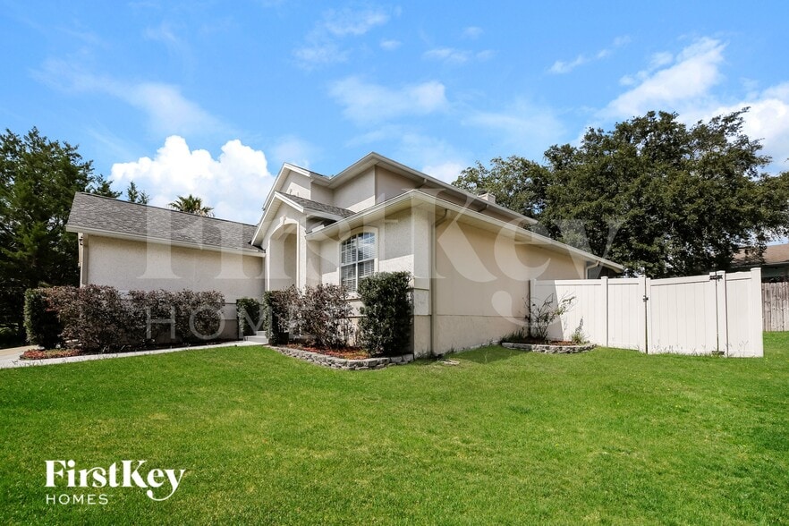 Building Photo - 2921 Ravine Hill Dr