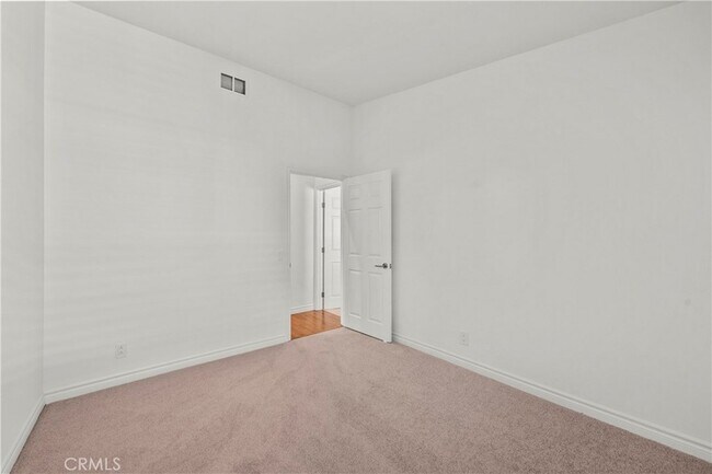 Building Photo - 1631 Charterwood Ct