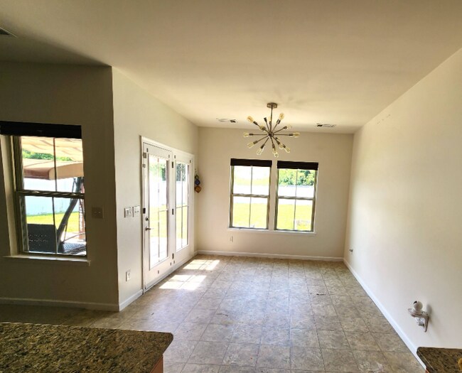 Building Photo - 2041 Leeds Ln