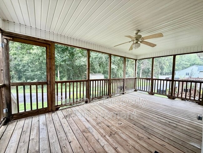Building Photo - 149 Moss Creek Dr