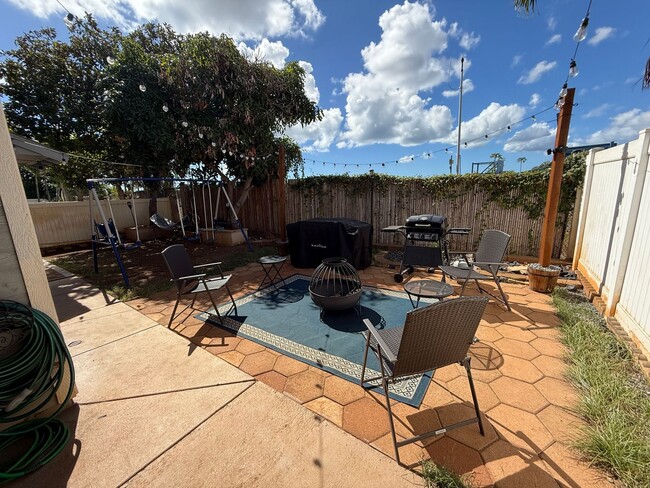 Building Photo - 91-1036E Hoomaka St