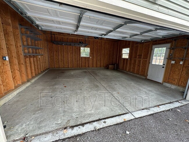 Building Photo - 3750 Petoskey Ave