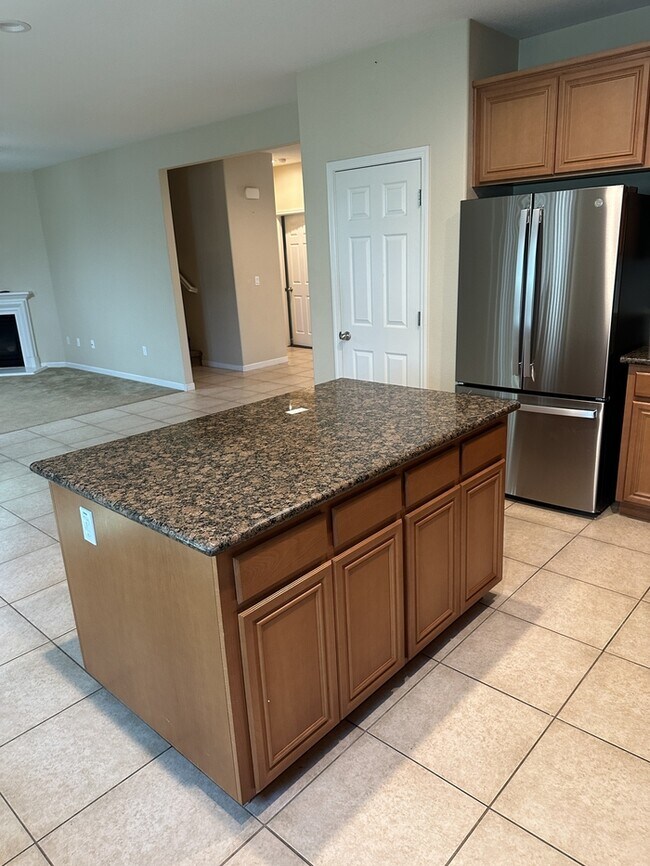 Building Photo - This stunning corner home offers 4 spaciou...