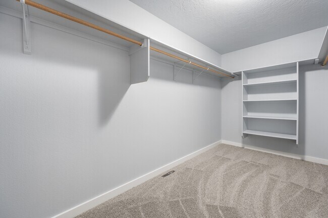 Building Photo - 5919 S Harrington Way