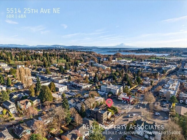 Building Photo - 5514 25th Ave NE