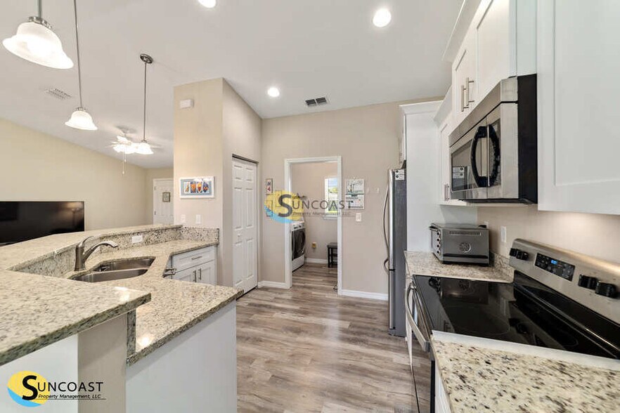 Building Photo - 169 Juniper Way