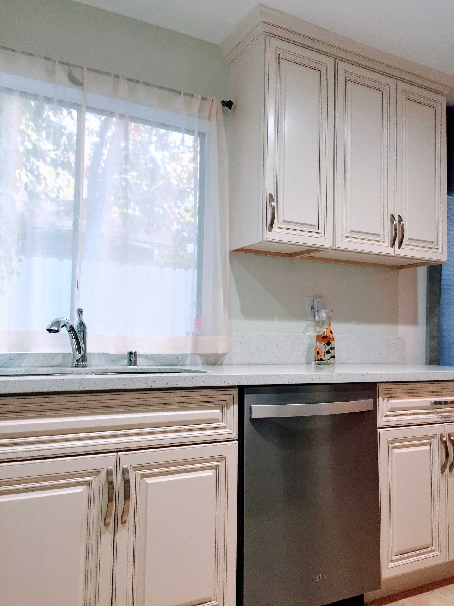 Kitchen area - 999 San Pasqual St