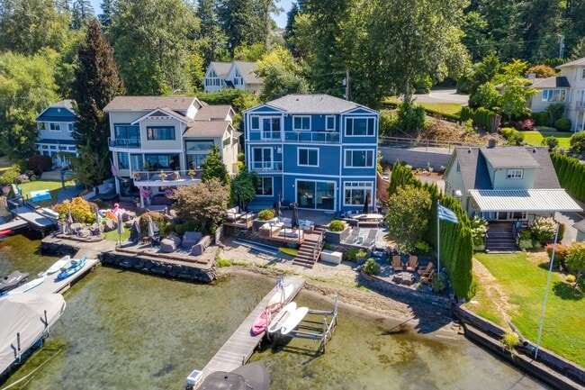 Building Photo - 5bd/3.75ba Sammamish Home