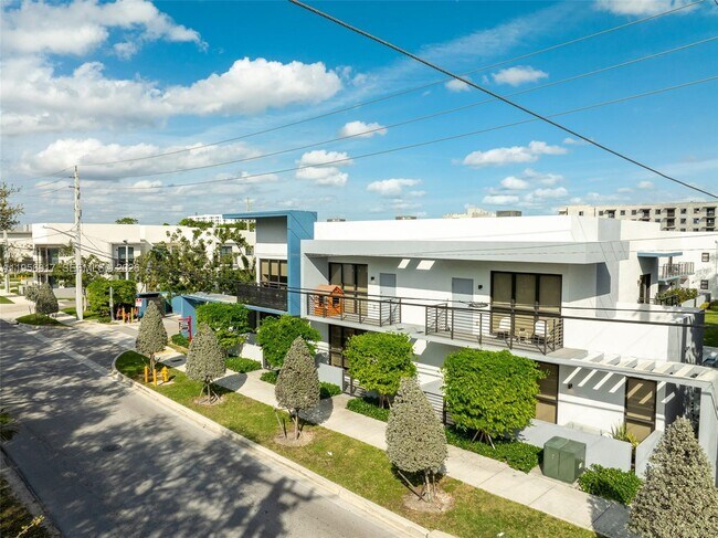 Building Photo - 24705 SW 129th Ave