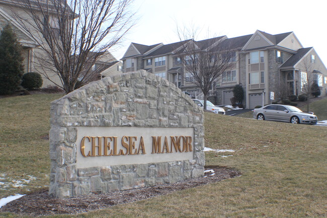 Located in upscale Chelsea Manor - 649 Royal View Dr