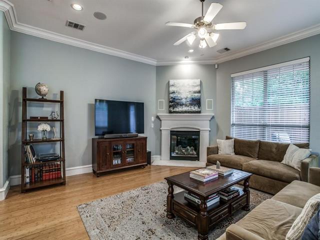 Building Photo - 6008 La Vista Dr