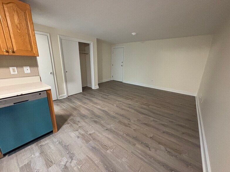 Building Photo - 5 Chester St