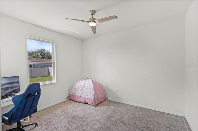 Building Photo - 804 Channing St