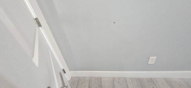Building Photo - 60(1662B)