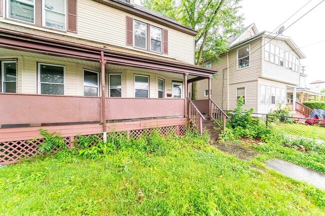 Building Photo - 2020 W 99th St
