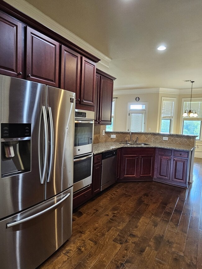 Building Photo - 416 Sunnybrook Ln
