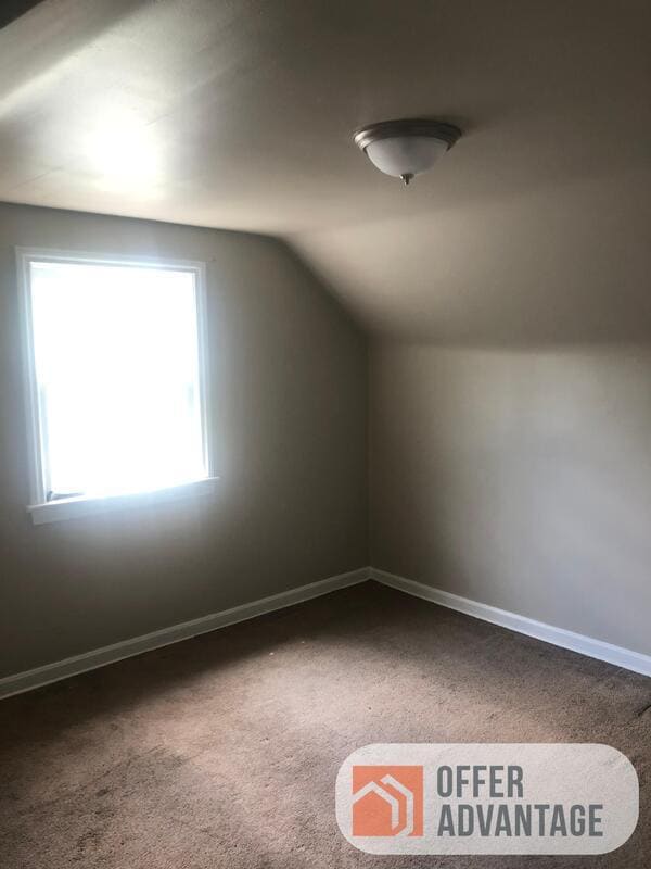 Building Photo - 1469 Genesee Rd