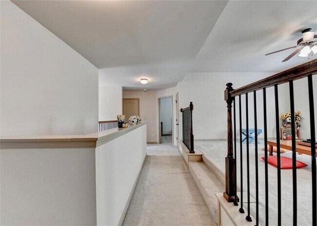 Building Photo - 3248 Sag Harbor Ct NE