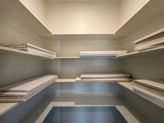 Building Photo - 3 Bedroom 2 Bath Newly Construction in Whi...